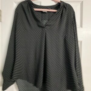 Soho Black and White Women's Poncho